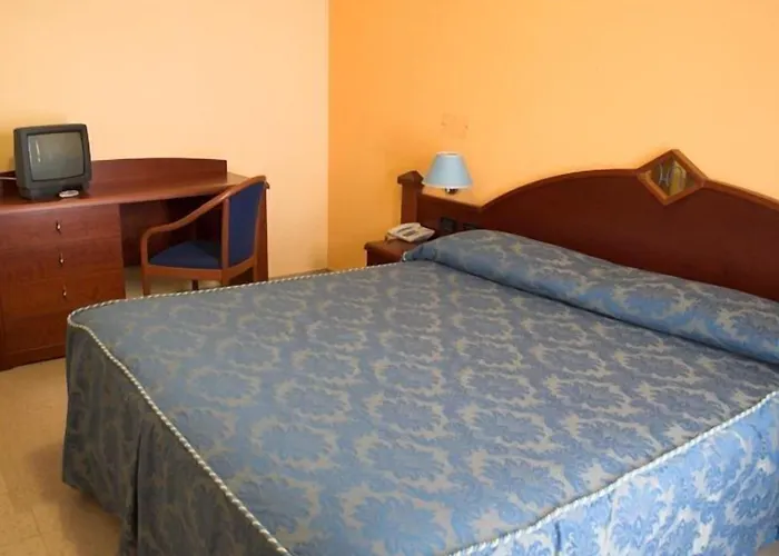 Отель Apan Реджо-ди-Калабрия