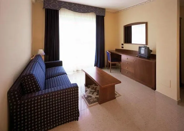 Отель Apan Реджо-ди-Калабрия